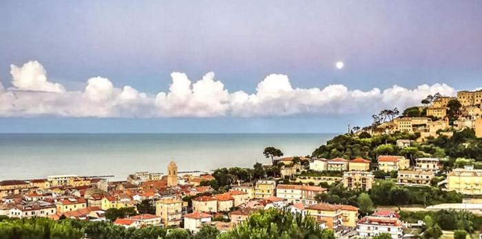Maison Colline Du Mer كوبرا ماريتيما المظهر الخارجي الصورة